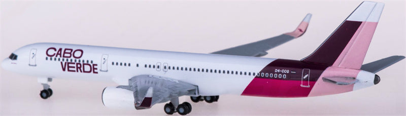 Herpa Cape Verde for Boeing 757-200 D4-CCG 1:500 Airplane Pre-built  Airliner Model Display