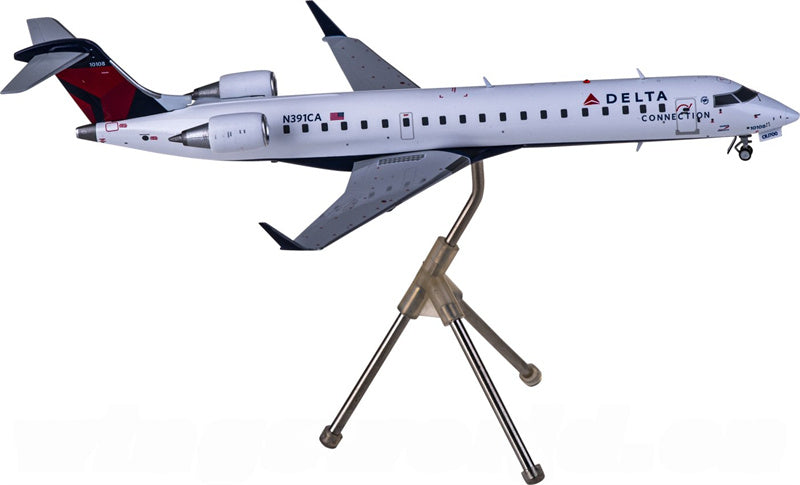 Geminijets Delta Air Lines for Bombardier CRJ700ER N391CA 1:200 Airplane Pre-built  Airliner Model Display