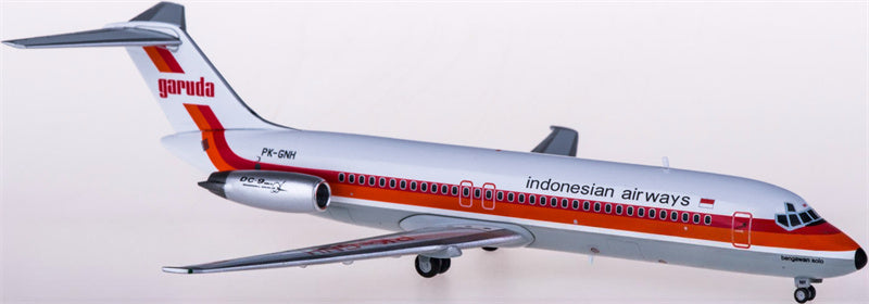 Herpa Garuda Indonesian airways for McDonnell Douglas DC-9-30 PK-GNH Bengawan Solo 1:200 Aircraft Pre-built  Airliner Model Display