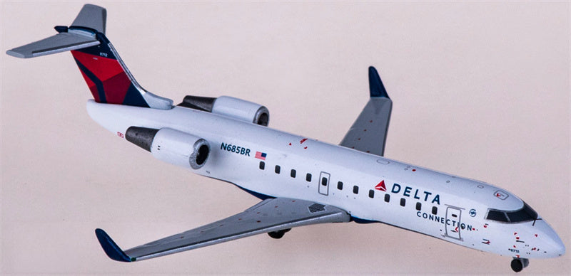 Geminijets Delta Air Lines for Bombardier CRJ200LR N685BR 1:400 Airplane Pre-built  Airliner Model Display