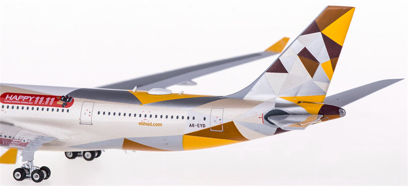 Phoenix Etihad Airways for Airbus A330-200 A6-EYD 1:400 Airplane Pre-built Airliner Model Display