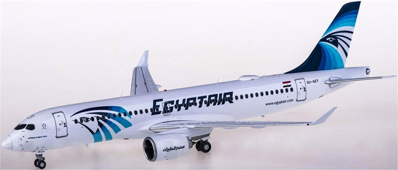 JC Wings EgyptAir for Airbus A220-300 SU-GEY 1:200 Airplane Pre-built  Airliner Model Display