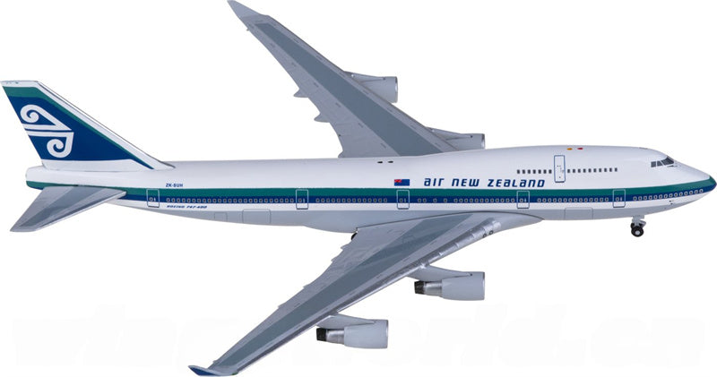 AeroClassics Air New Zealand for Boeing 747-400 ZK-SUH 1:400 Airplane Pre-built  Airliner Model Display