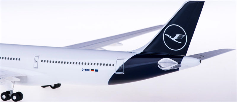 Hogan Lufthansa for Airbus A330-300 D-AIKR 1:200 Airplane Airliner Model Display