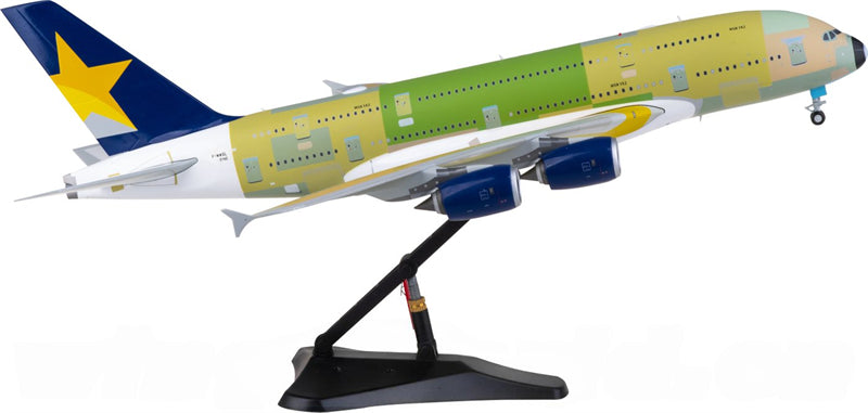JC Wings Skymark Airlines for Airbus A380 F-WWSL 1:200 Airplane Pre-built Airliner Model Display
