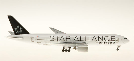 AeroClassics United Airlines for Boeing 777-200 N77022 Star Alliance 1:500 Aircraft Pre-built  Airliner Model Display