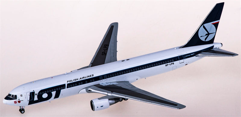 JC Wings LOT for Boeing 767-300ER SP-LPB 1:400 Airplane Pre-built Airliner Model Display
