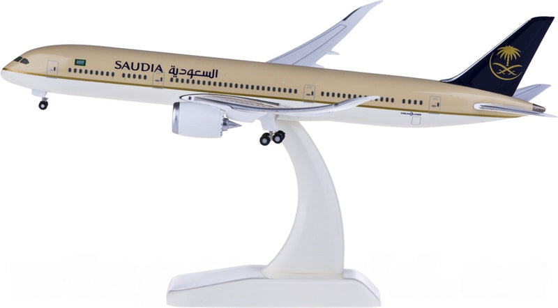 for Hogan for Saudia for Boeing 787-9 Flight status 1:400 Airplane Pre-built Airliner Model Display