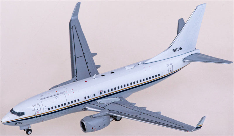 JC Wings US Navy for Boeing C-40A for Clipper 165835 1:400 Airplane Pre-built  Airliner Model Display