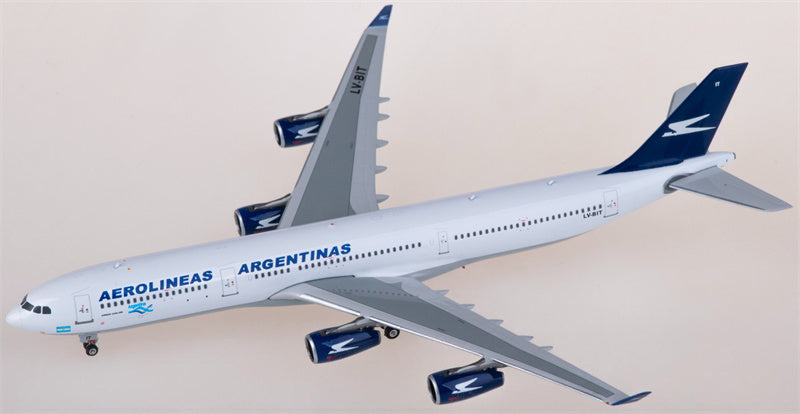 Phoenix Aerolineas Argentinas for Airbus A340-300 LV-BIT 1:400 Airplane Pre-built  Airliner Model Display