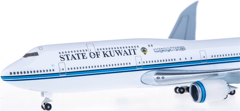Hogan State of Kuwait for Boeing 747-8 9K-GAA 1:500 Airplane Pre-built Airliner Model Display