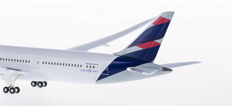 Hogan Latam for Boeing 787-9 1:400 Airplane Pre-built Airliner Model Display