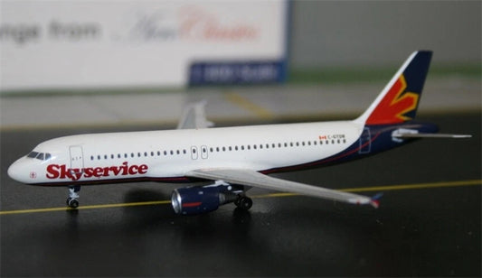 AeroClassics Skyservice Airlines for Airbus A320 C-GTDB 1:400 Aircraft Pre-built  Airliner Model Display