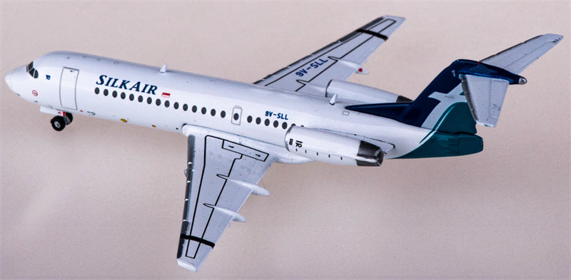 JC Wings SilkAir for Fokker 70 9V-SLL 1:400 Airplane Pre-built  Airliner Model Display
