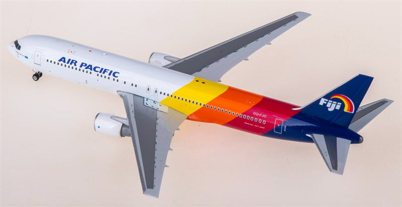 Phoenix Air Pacific for Boeing 767-300ER DQ-FJC 1:400 Airplane Pre-built  Airliner Model Display