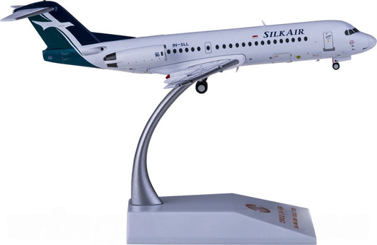 JC Wings SilkAir for Fokker 70 9V-SLL 1:200 Aircraft Pre-built  Airliner Model Display