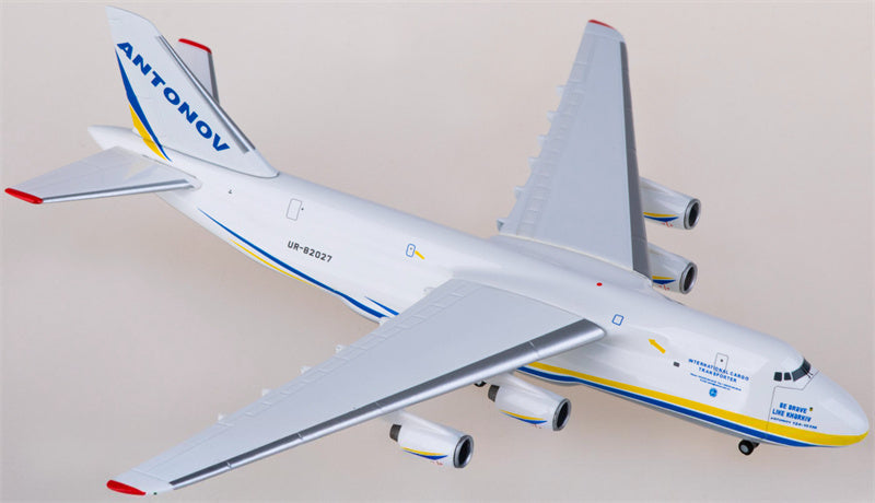 Herpa Antonov AN-124 UR-82027 1:500 Airplane Pre-built  Airliner Model Display
