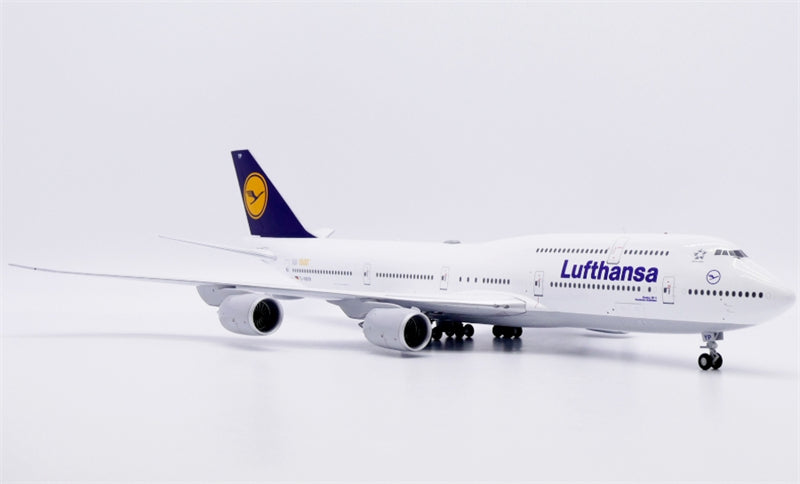 JC Wings Lufthansa for Boeing 747-8 D-ABYP 1500th 1:200 Aircraft Pre-built  Airliner Model Display