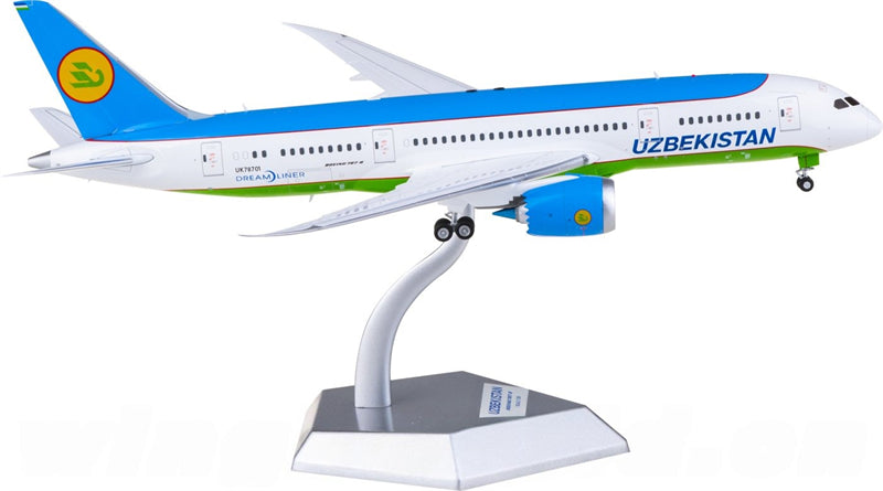 SQ Wings Uzbekistan Airways for Boeing 787-8 UK78701 1:200 Airplane Pre-built  Airliner Model Display