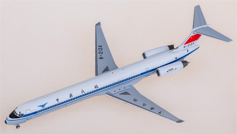 NG Models CAAC for McDonnell Douglas MD-82 B-2124 1:400 Airplane Pre-built  Airliner Model Display