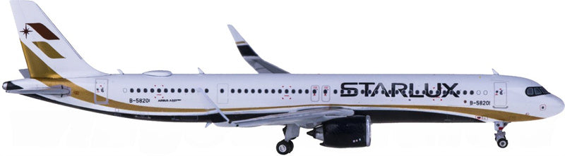 Phoenix Starlux Airlines for airbus A321neo B-58201 1:400 Airplane Pre-built  Airliner Model Display