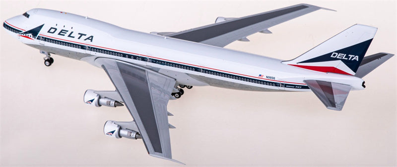Phoenix Delta Air Lines for Boeing 747-100 N9896 1:400 Airplane Pre-built  Airliner Model Display