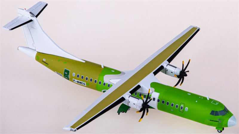 JC Wings ATR-72-600 F-WWEG 1:200 Airplane Pre-built  Airliner Model Display