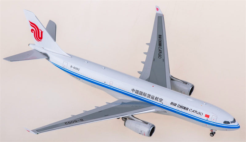 Phoenix Air China for Airbus A330-200 B-6092 1:400 Airplane Pre-built  Airliner Model Display