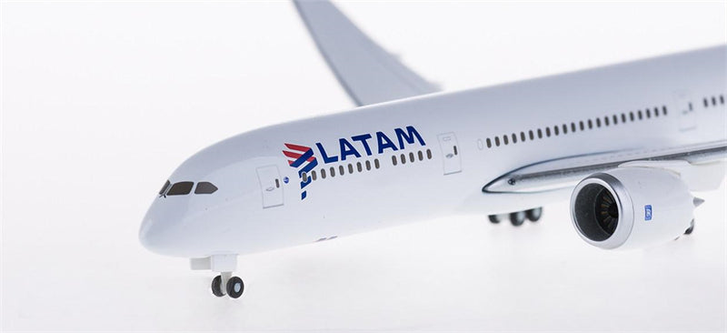 Hogan Latam for Boeing 787-9 1:400 Airplane Pre-built Airliner Model Display
