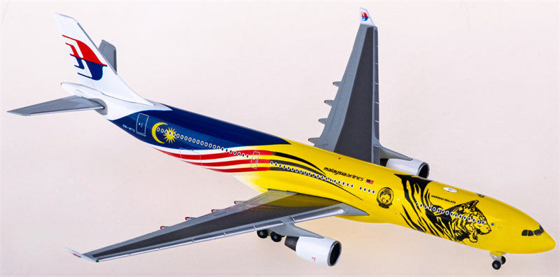 Herpa Malaysia Airlines for Airbus A330-300 9M-MTG 1:500 Airplane Pre-built  Airliner Model Display